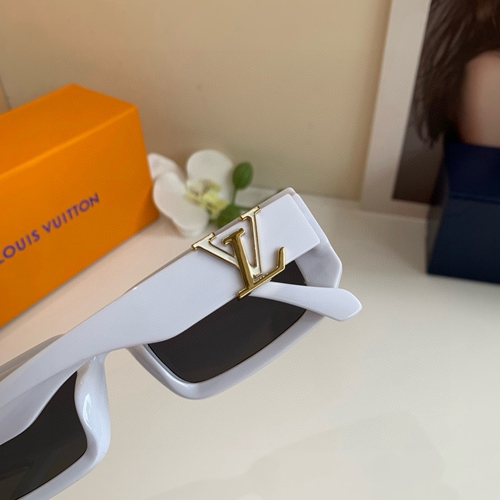 ルイヴィトンサングラス着用イメージ